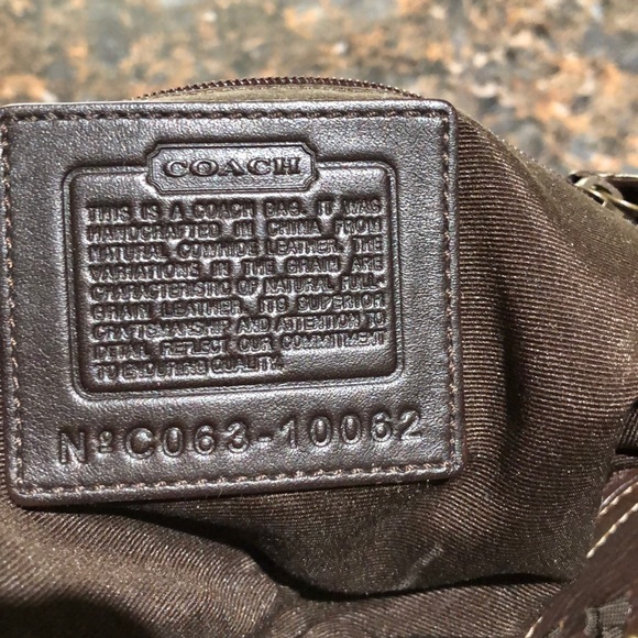 Coach Bag - Picture 3 of 5